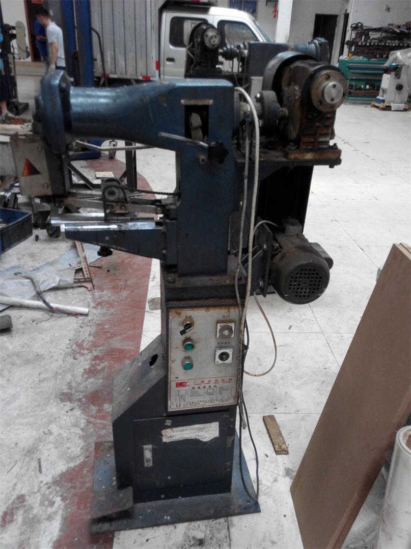 二手紙盒貼角機