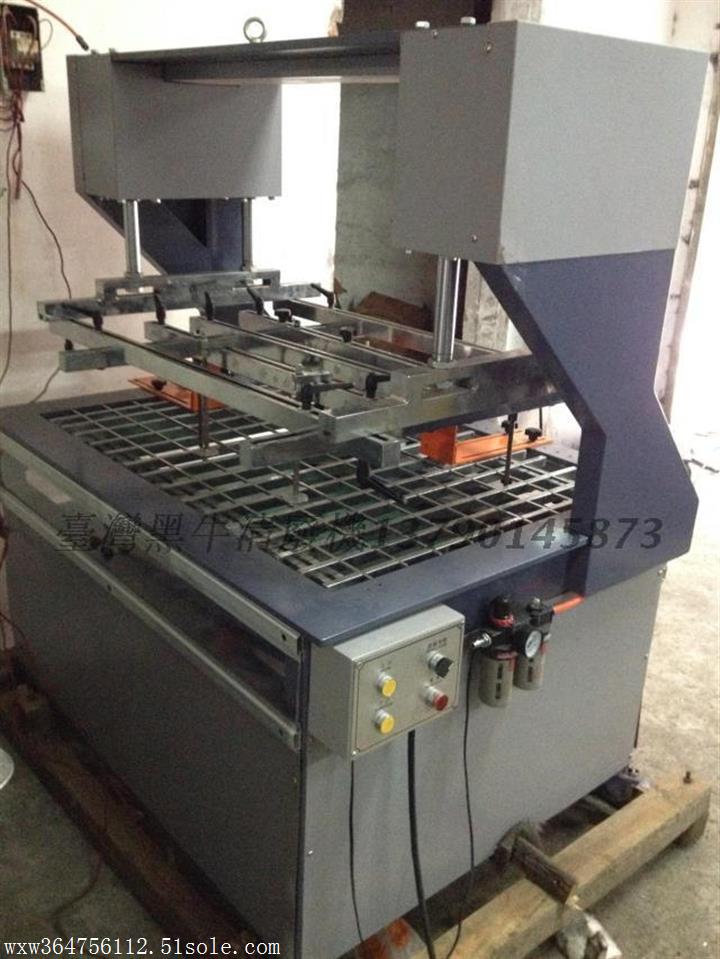 供應紙盒長條孔排廢機山東省煙臺市內孔清廢機廠家