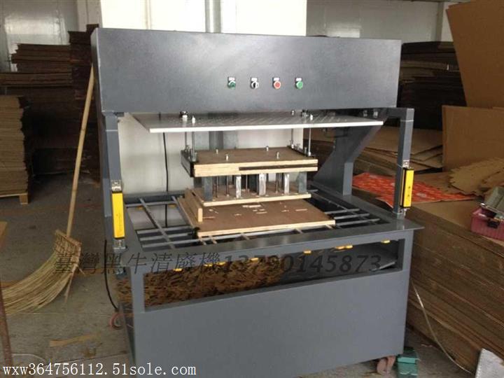 供應(yīng)紙盒異型孔清廢機陜西省延安市半自動內(nèi)孔清廢機公司