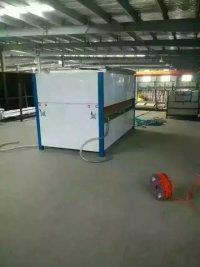 山東木紋轉(zhuǎn)印機(jī)，轉(zhuǎn)印紙自動(dòng)脫落。