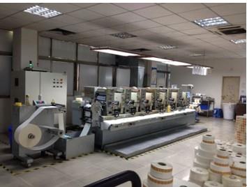 供應(yīng)廣州卷筒珠光膜不干膠材料,高能膠粘制品有限公司