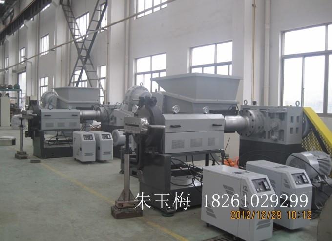 供應片材擠出機