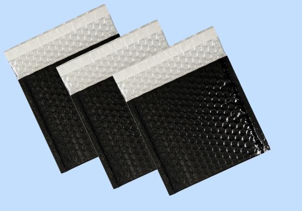 深圳市華彩興包裝材料有限公司專業生產黑色鍍鋁膜復合氣泡信封袋