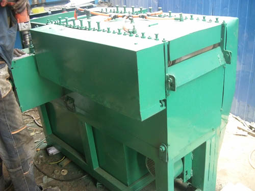 優質的易拉罐圓筒剪開壓平機生產廠家