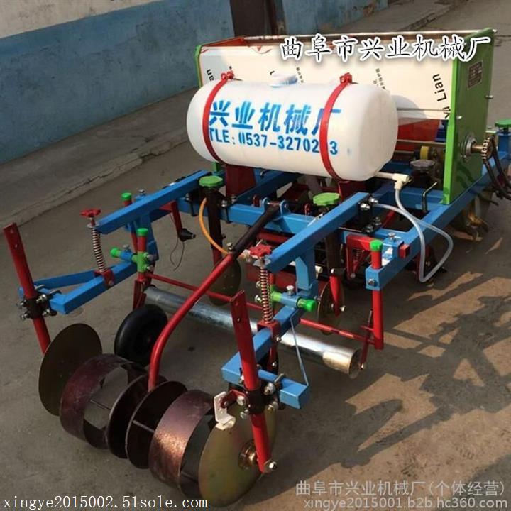 施肥覆膜機 播種覆膜機  多功能覆膜機