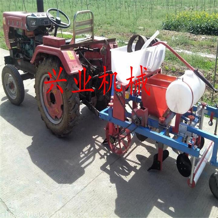 小型覆膜機  拖拉機覆膜機廠家  多功能覆膜機