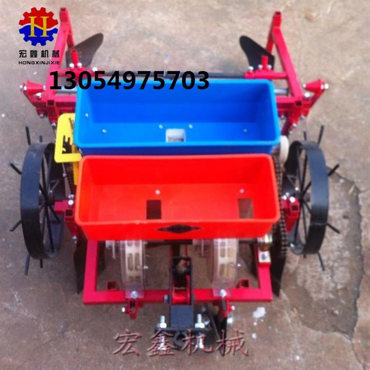 土豆覆膜機 花生播種覆膜機價格 優(yōu)質(zhì)噴藥覆膜機