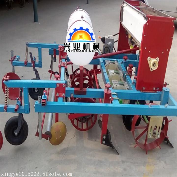 多功能馬鈴薯覆膜機  噴藥覆膜機 玉米覆膜機