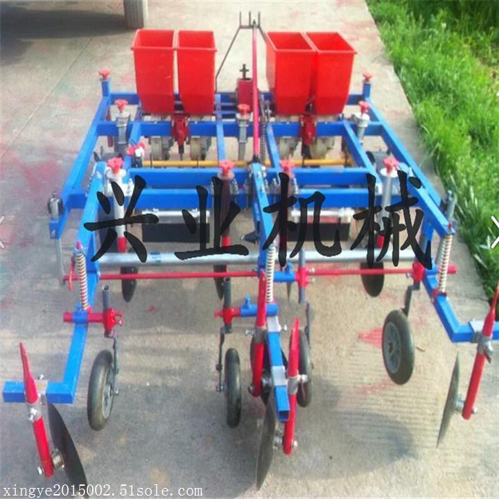 微山西瓜覆膜機 花生覆膜機 播種覆膜機