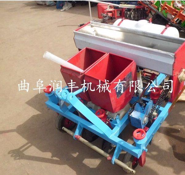 牙克石 花生播種覆膜機價格 花生起壟播種覆膜機