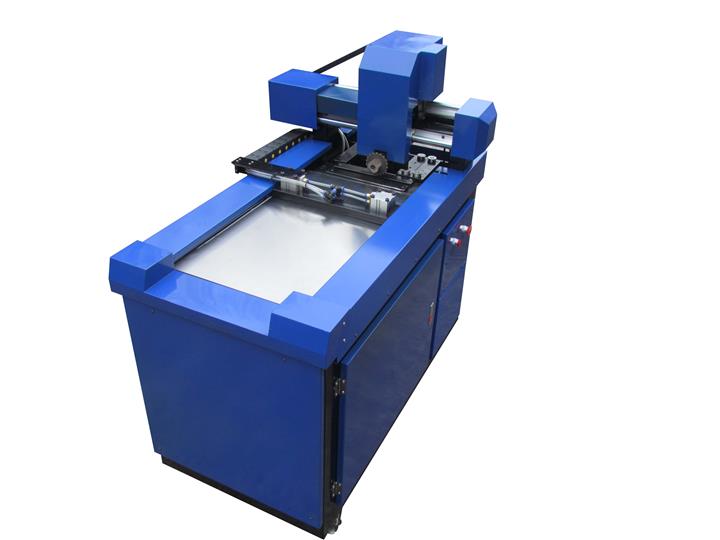 哪里能買到特價發(fā)光字?jǐn)?shù)控開槽機，長壽發(fā)光字?jǐn)?shù)控開槽機