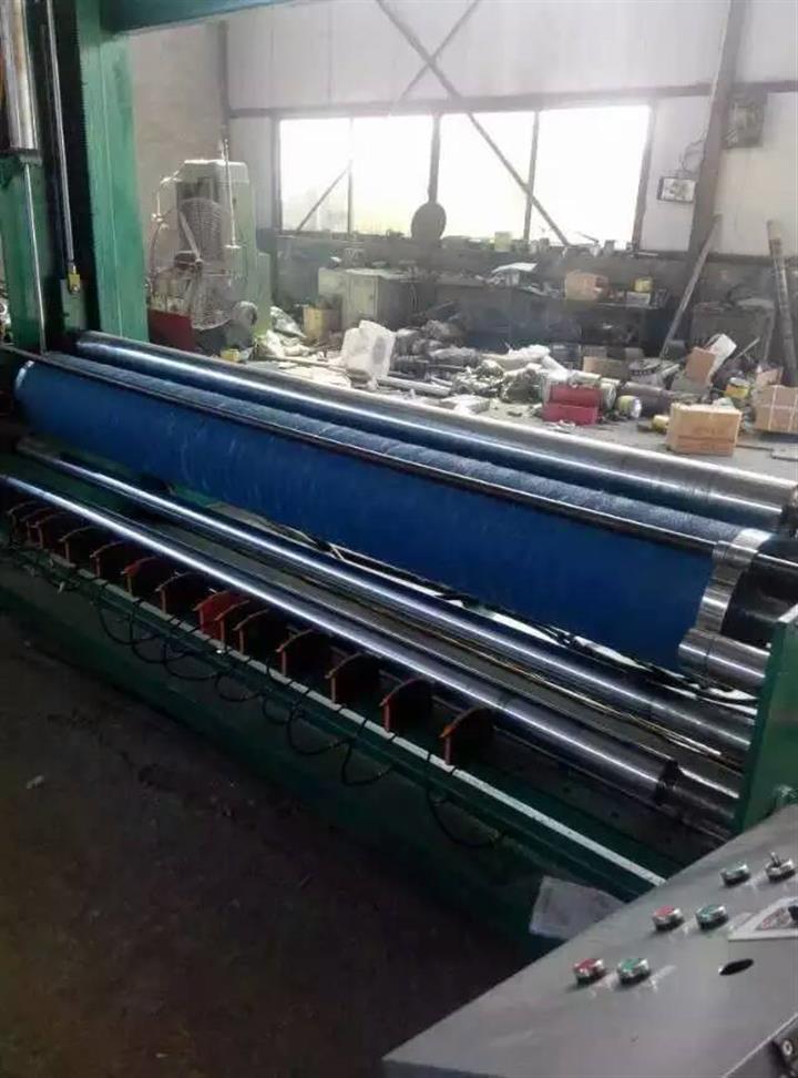 表面卷曲塑料薄膜分切機全自動分切復卷機結構示意圖