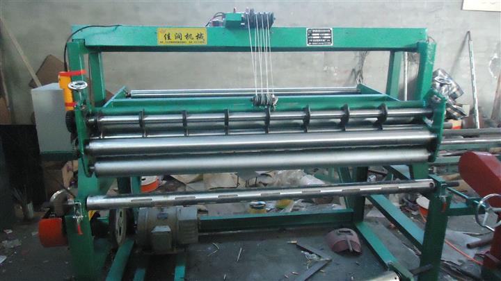 滄州專業生產盤紙分切機-多功能立式分切機配置介紹