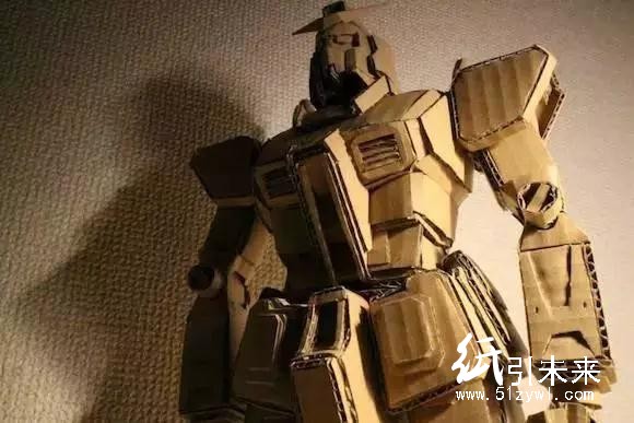 沒有 Labo 沒關系,亞馬遜的紙箱同樣「騷」得不行