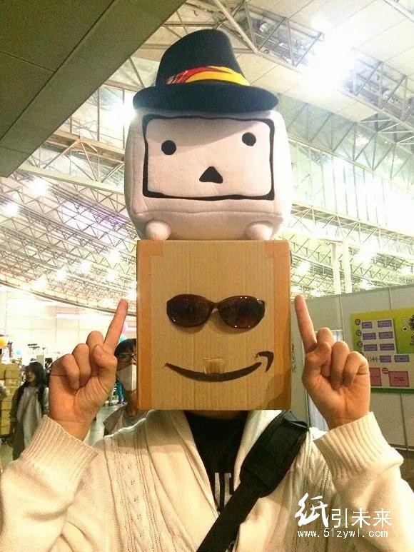 沒有 Labo 沒關系,亞馬遜的紙箱同樣「騷」得不行